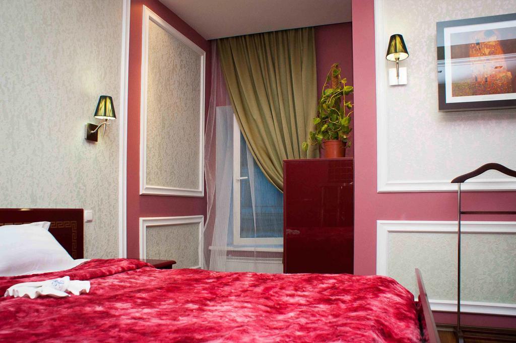 Appartement M-Аpartments à Odessa Chambre photo